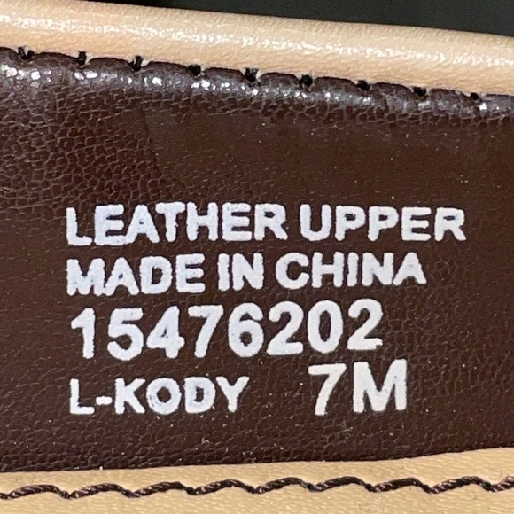 Franco Sarto 2 Tone Patent Leather Kody Flats Adorned w Large buckle design - Picture 11 of 13